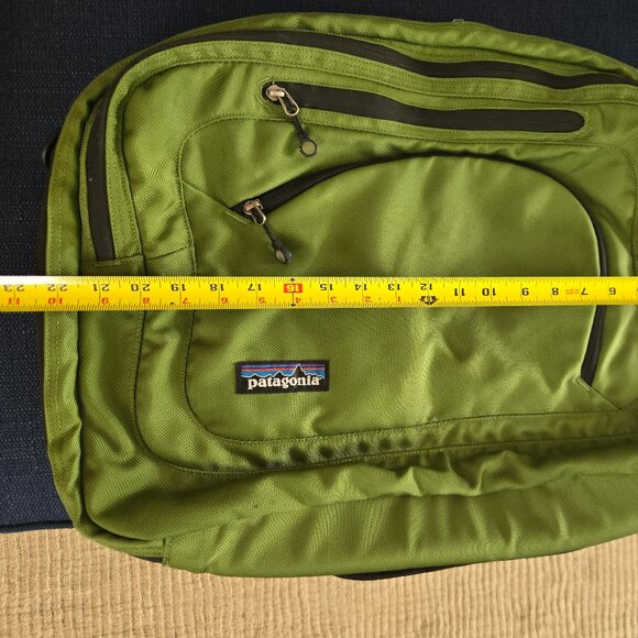 Used Green Patagonia Carry-on/Weekender bag MCL - Picture 16 of 16